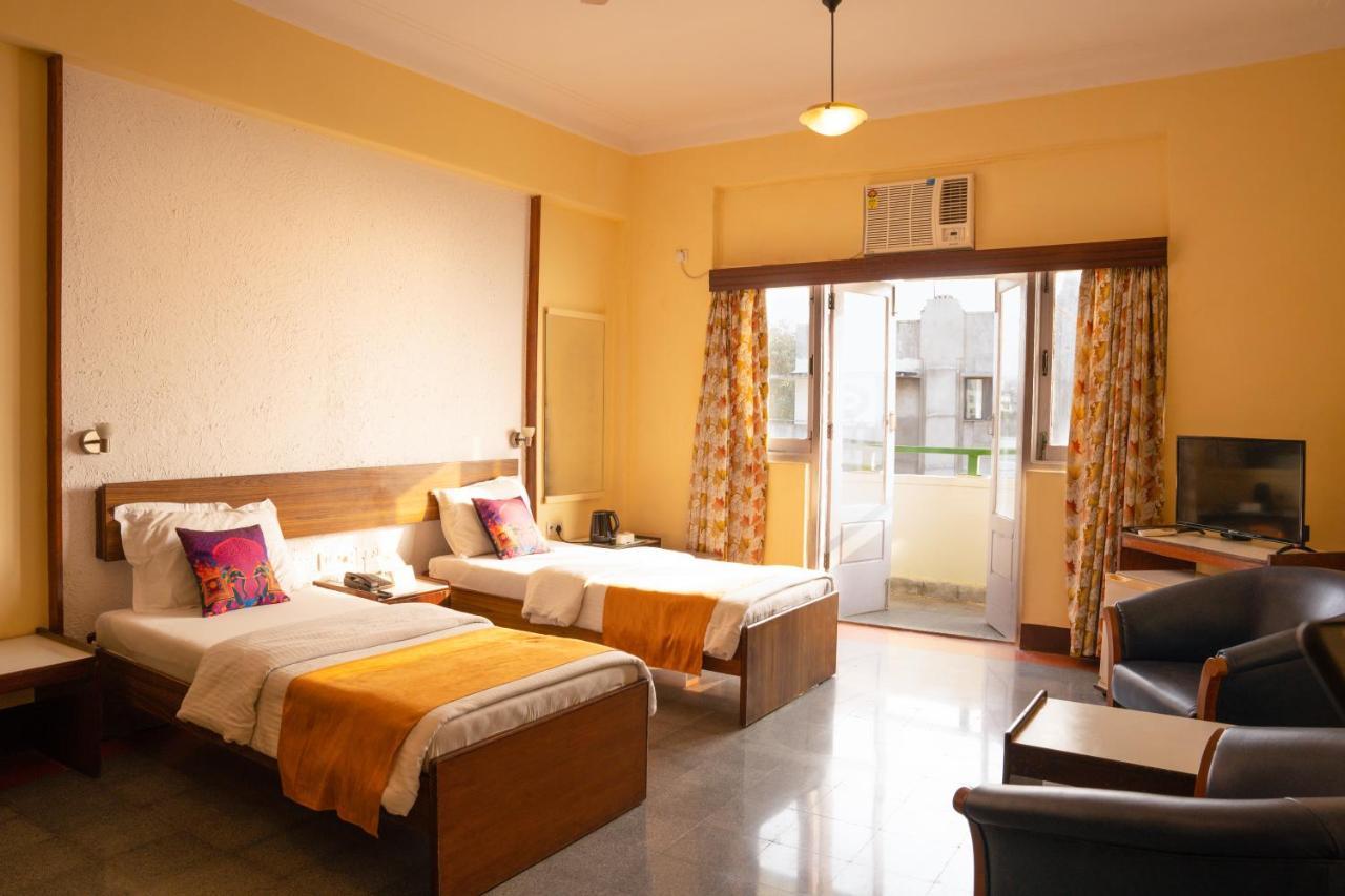 Sea Green South Hotel Mumbai  Buitenkant foto