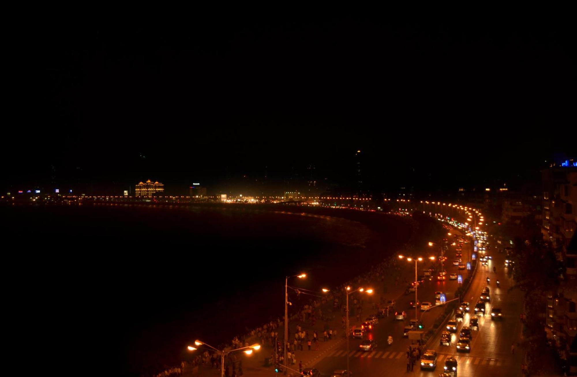 Sea Green South Hotel Mumbai  Buitenkant foto