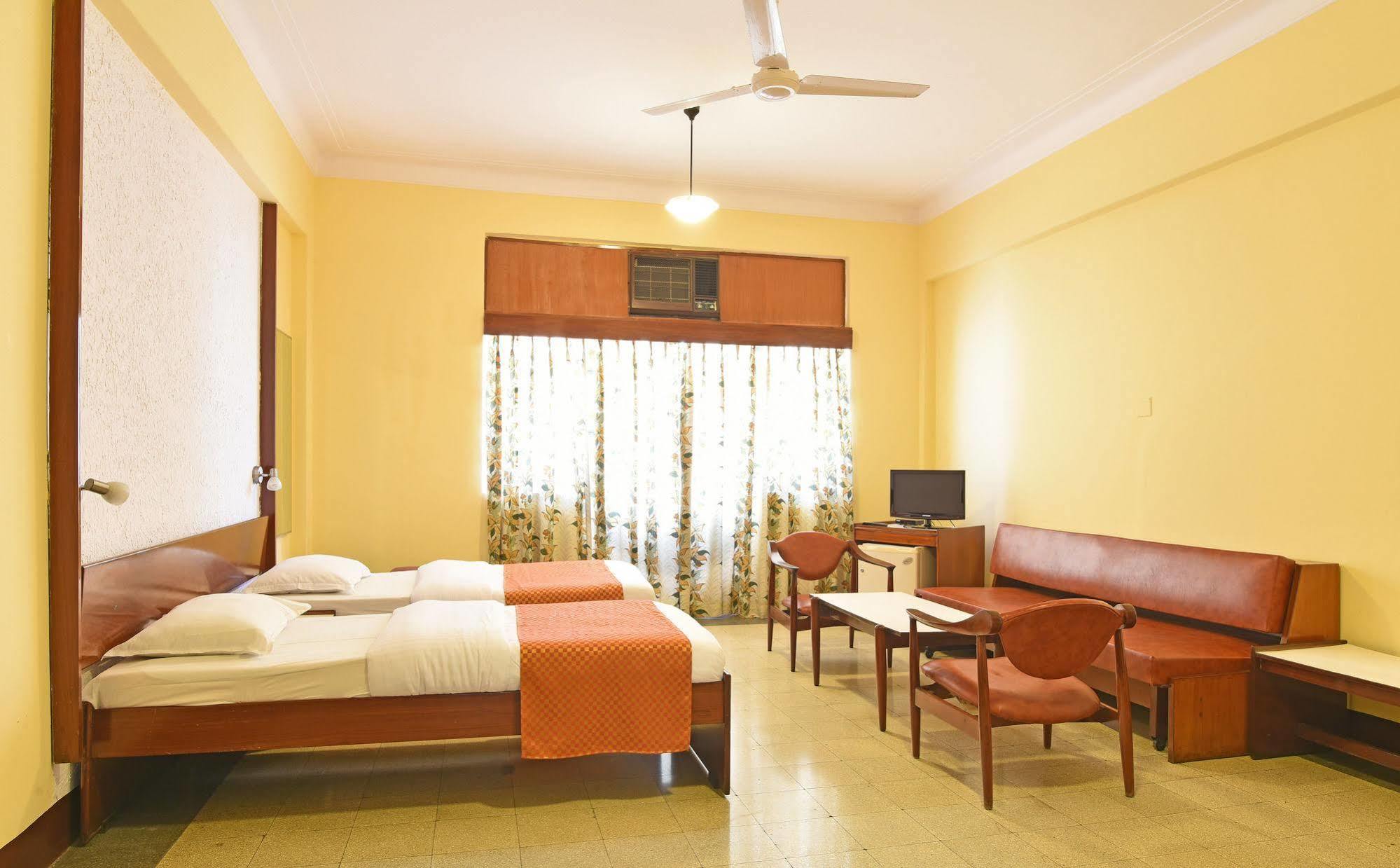 Sea Green South Hotel Mumbai  Buitenkant foto