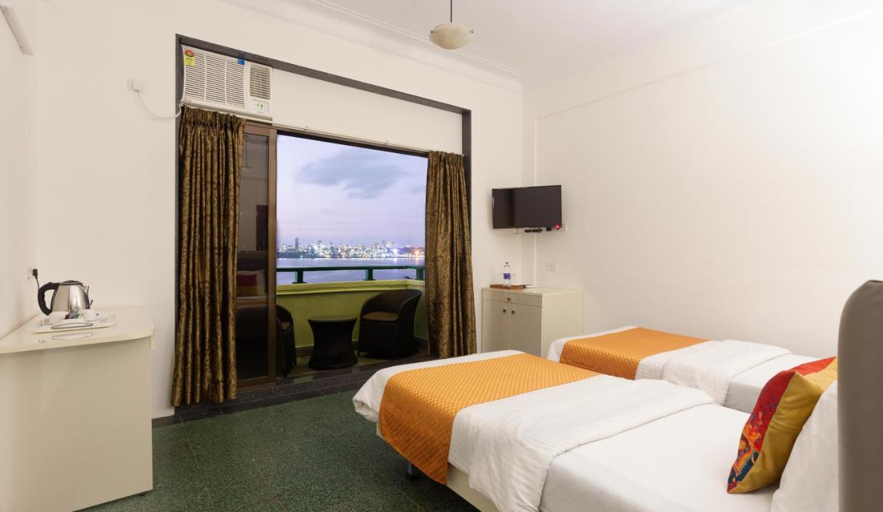 Sea Green South Hotel Mumbai  Buitenkant foto